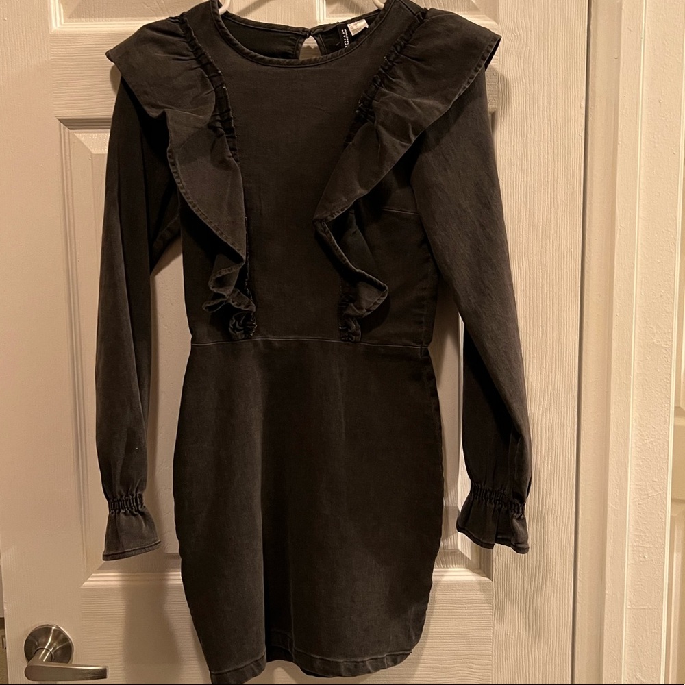 long sleeve dress.
